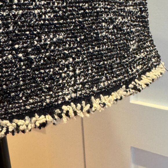 BANANA REPUBLIC - black & white short sleeve tweed top with metallic thread - Picture 4 of 7